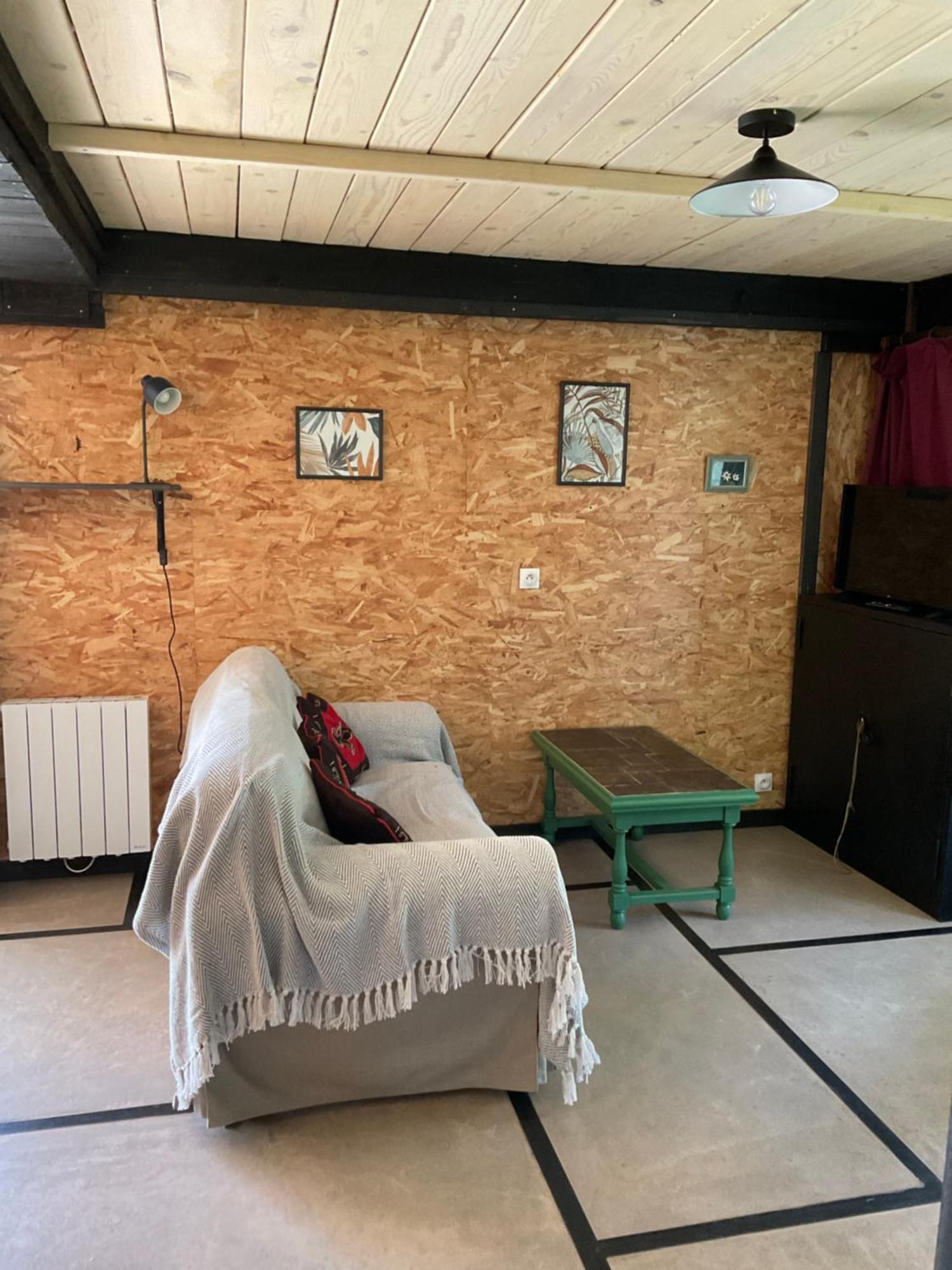 Les Gites De La Fabrique Roscanvel Rom bilde